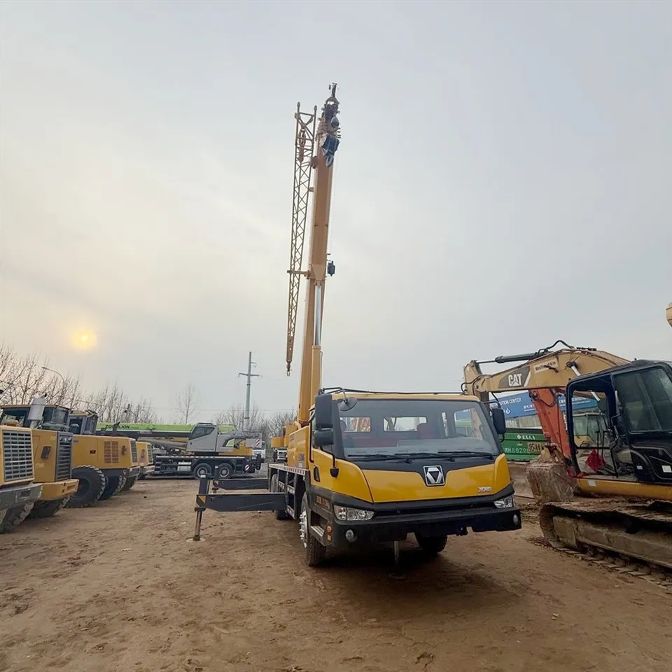 Compact Mobile Crane suppliers