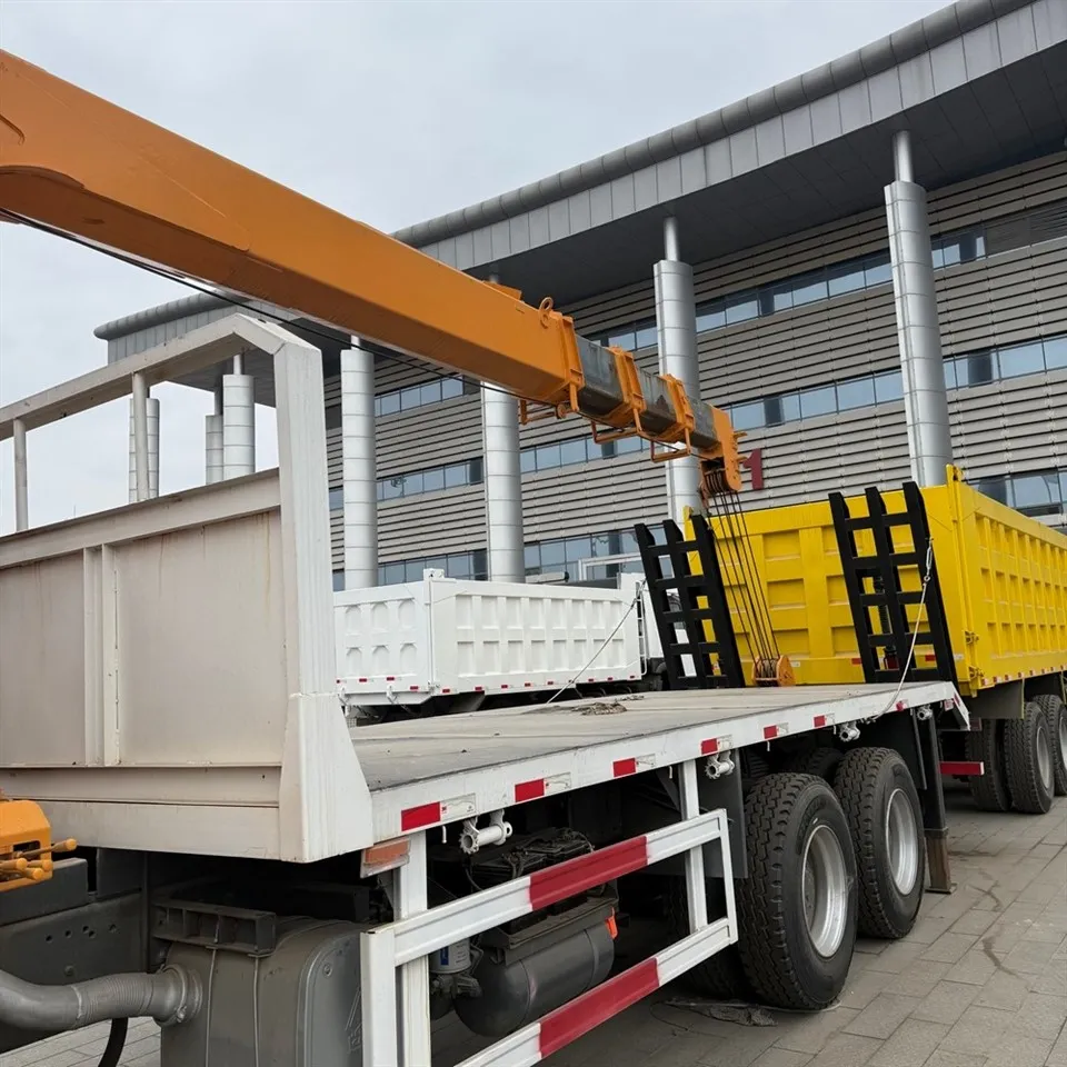 HOWO 6x4 Truck Mounted Crane high quality