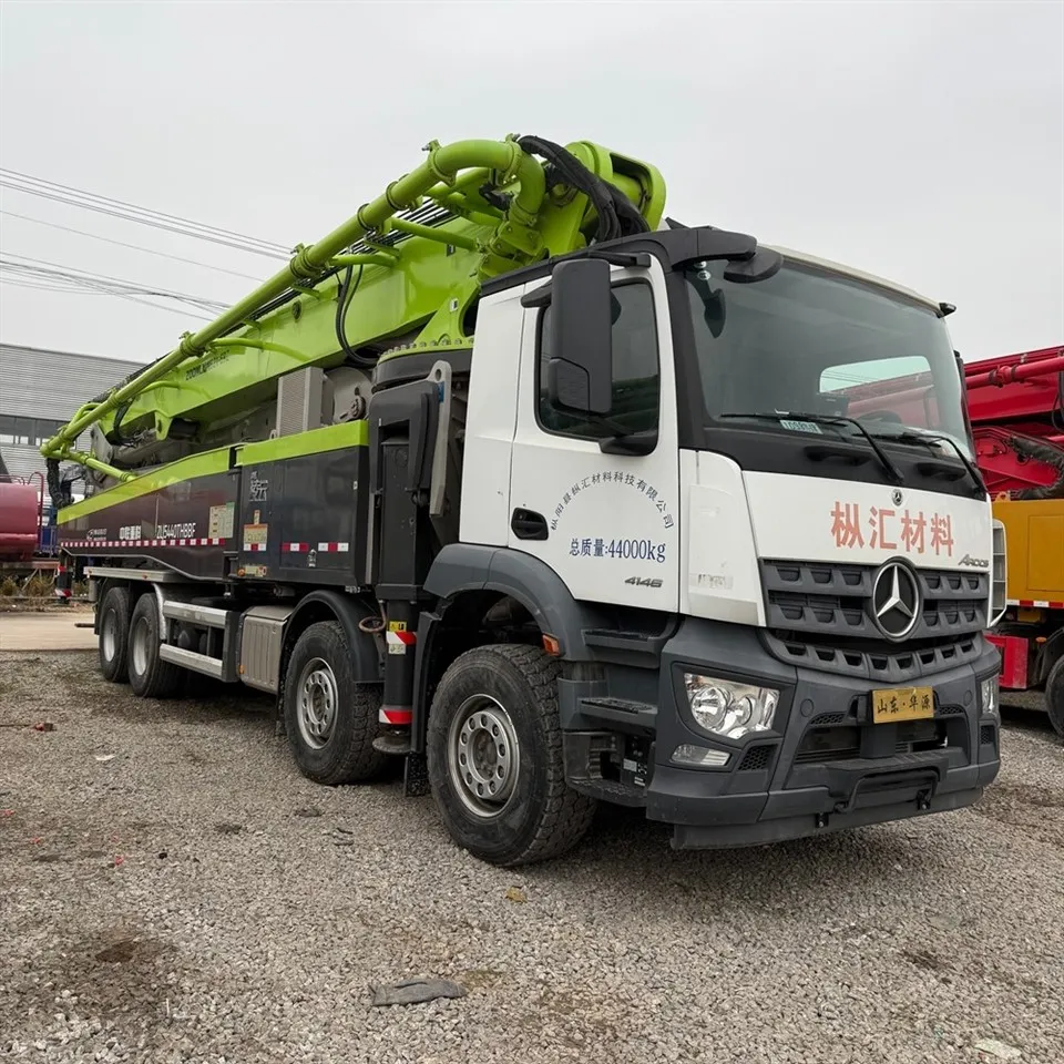 Mercedes-Benz Chassis Concrete Pump Truck suppliers