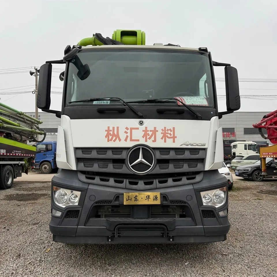 Mercedes-Benz Chassis Concrete Pump Truck